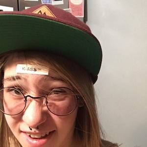 Meet your Posher, Kasandra